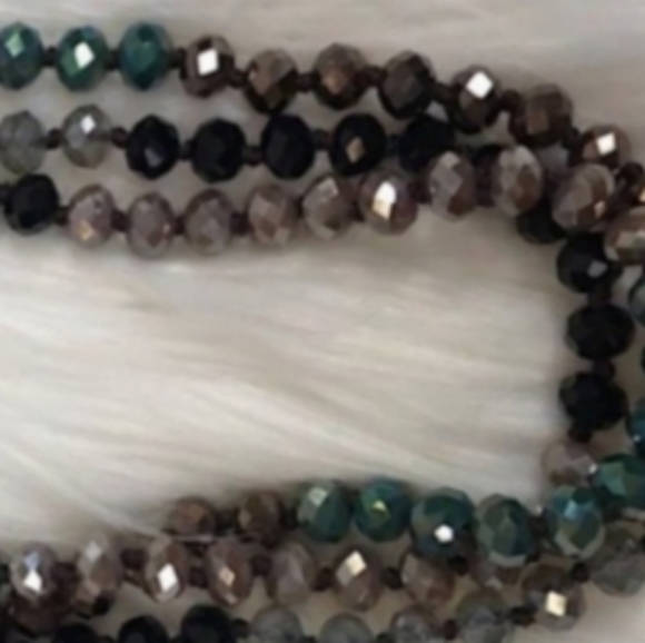 NWOT Hawthorne Multi Color Glass Bead Necklace. - Picture 5 of 8